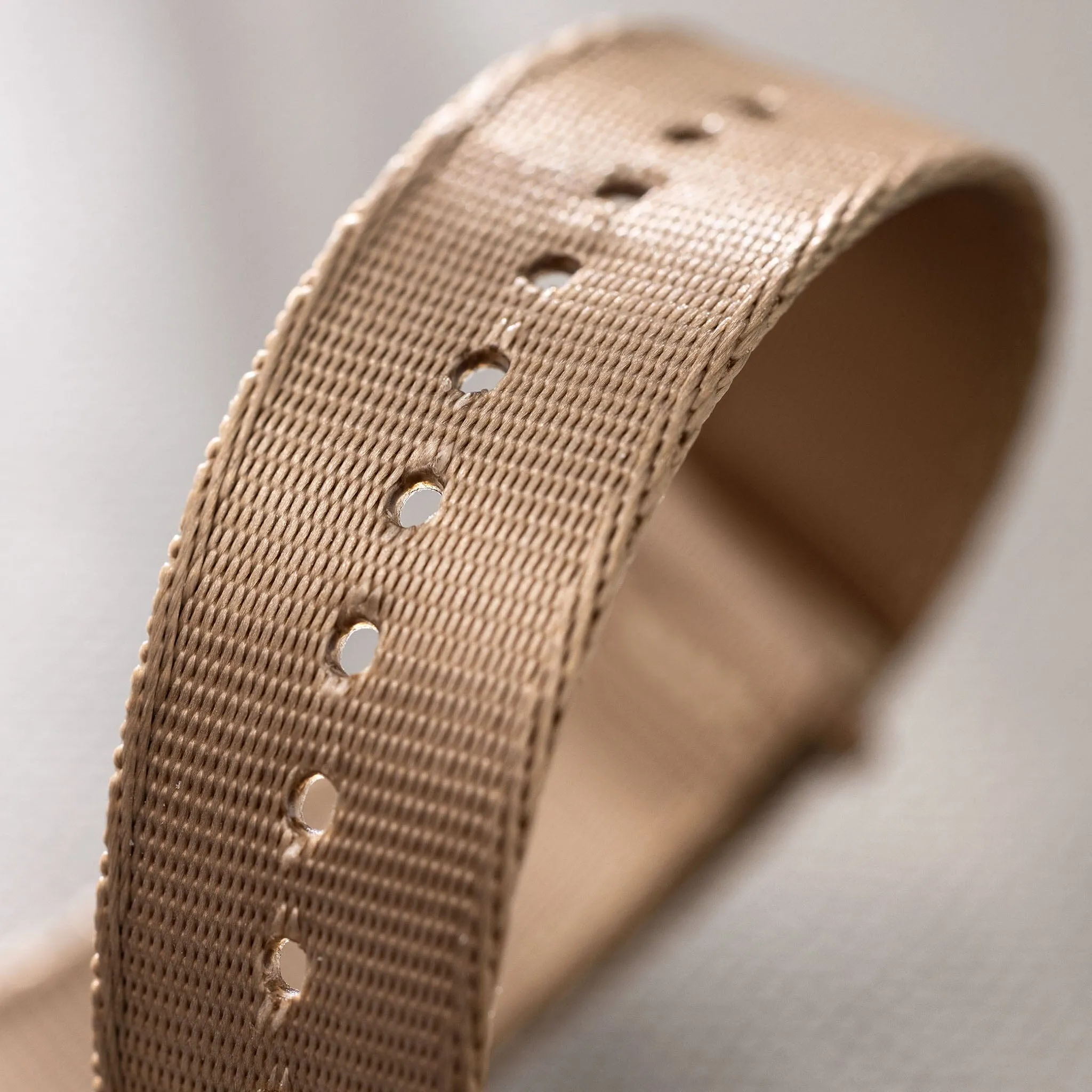 Deluxe Nylon Single Pass Watch Strap Coyote Brown - Gold Brushed