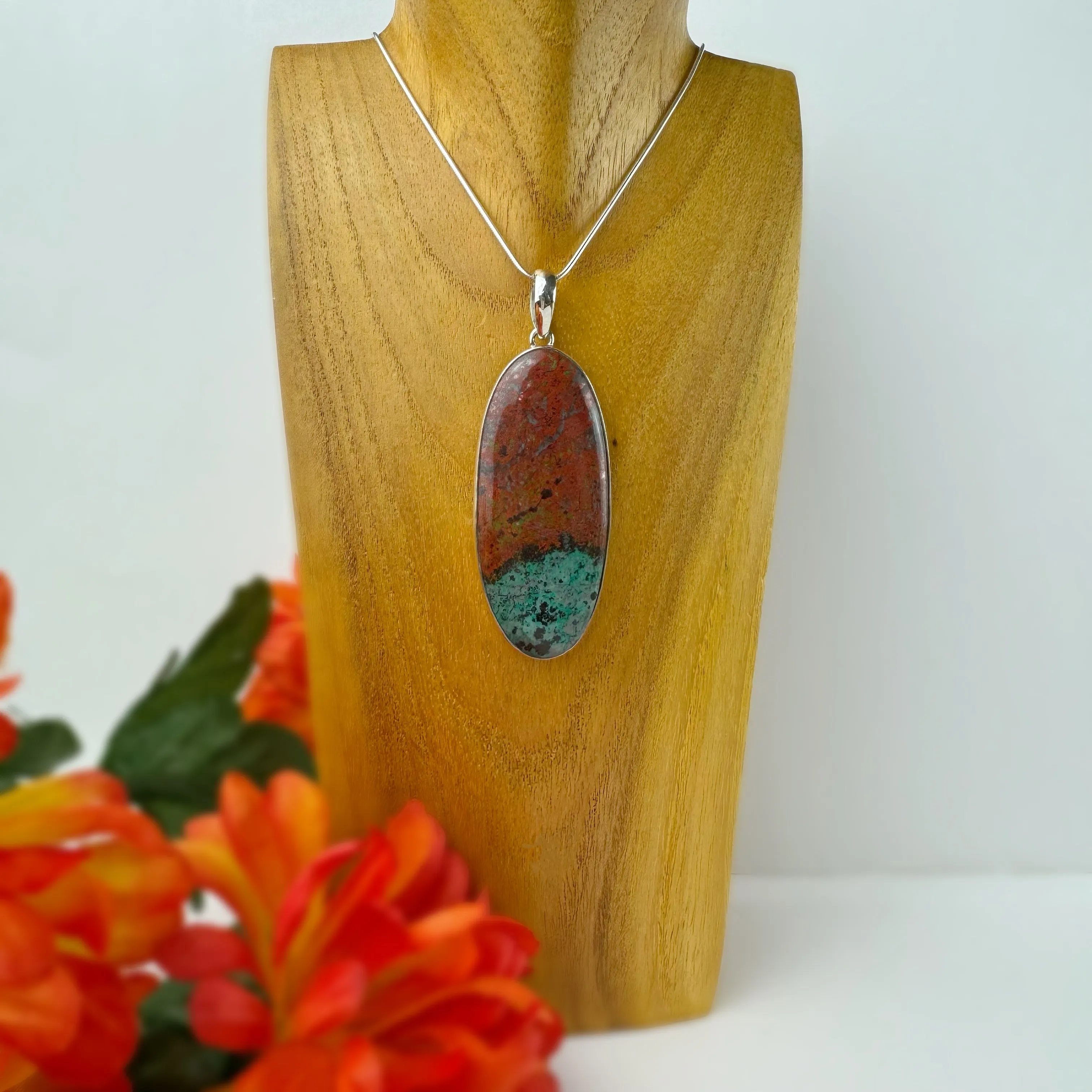 Glorious Earth Pendant - VP369