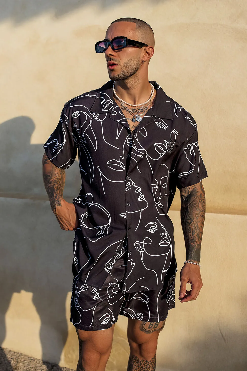 Resort Shirt - Faces Black